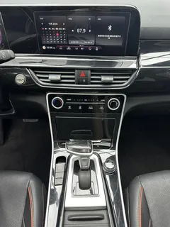 2023 Kia Seltos 1.5L IVT Luxury, белый — фото 14