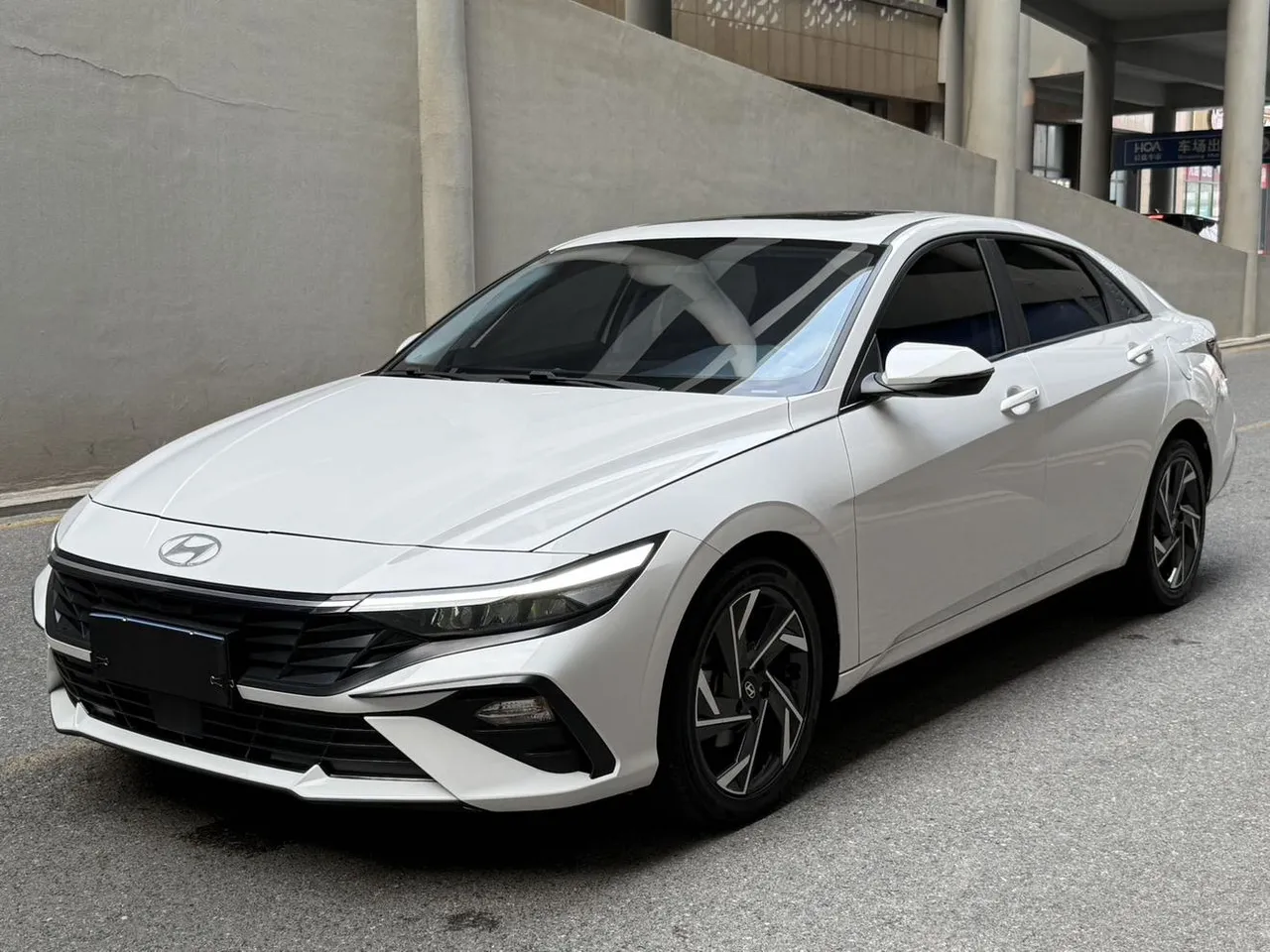 2023 Hyundai Elantra 1.5L CVT GLX Elite