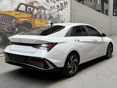 2023 Hyundai Elantra 1.5L CVT GLX Elite, белый — фото 4