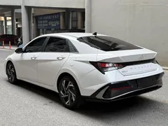 2023 Hyundai Elantra 1.5L CVT GLX Elite, белый — фото 6