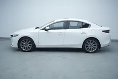 2021 Mazda Mazda3 2.0L AT, белый — фото 4