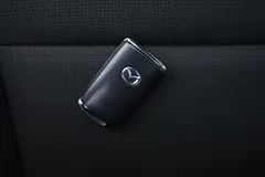 2021 Mazda Mazda3 2.0L AT, белый — фото 18