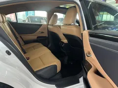 2022 Lexus ES 200 Excellence, белый — фото 8