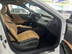 2022 Lexus ES 200 Excellence, белый — фото 9