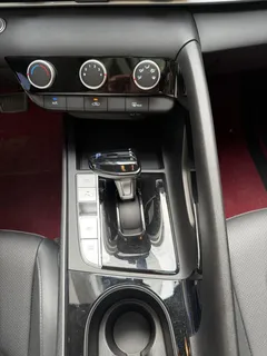 2023 Hyundai Elantra 1.5L CVT GLX Elite — фото 15