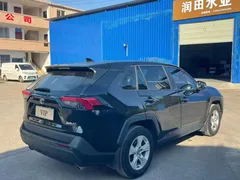 2021 Toyota RAV4 2.0L CVT 2WD Urban, чёрный — фото 5