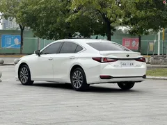2022 Lexus ES 200 Excellence, белый — фото 16