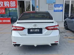 2023 Toyota Camry 2.5S Fashion, белый — фото 4