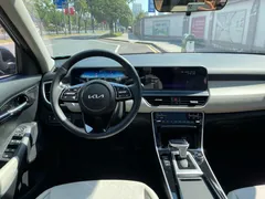2023 Kia Seltos 1.5L IVT Premium, зелёный — фото 13