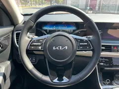 2023 Kia Seltos 1.5L IVT Premium, зелёный — фото 14