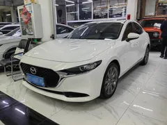 2022 Mazda Mazda3 2.0L AT, белый — фото 1