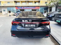 2022 Toyota Avalon 2.0L Luxury, чёрный — фото 8