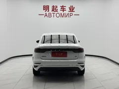 2023 Geely Emgrand 4th Gen Champion 1.5L CVT Flagship, белый — фото 9