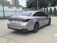 2022 Toyota Avalon 2.0L XLE Premium — фото 6