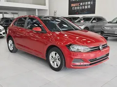 2023 Volkswagen Polo Plus 1.5L AT Panoramic, красный — фото 3