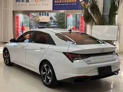 2022 Hyundai Elantra 1.5L CVT GLX Elite, белый — фото 6