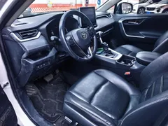 2022 Toyota RAV4 2.0L CVT 2WD Fashion, белый — фото 4