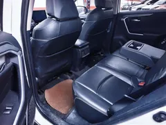 2022 Toyota RAV4 2.0L CVT 2WD Fashion, белый — фото 6