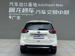 2023 Nissan X-Trail Classic 2.0L 2WD Premium, белый — фото 4