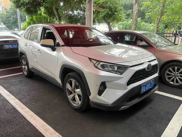 2022 Toyota RAV4 2.0L CVT 2WD Fashion