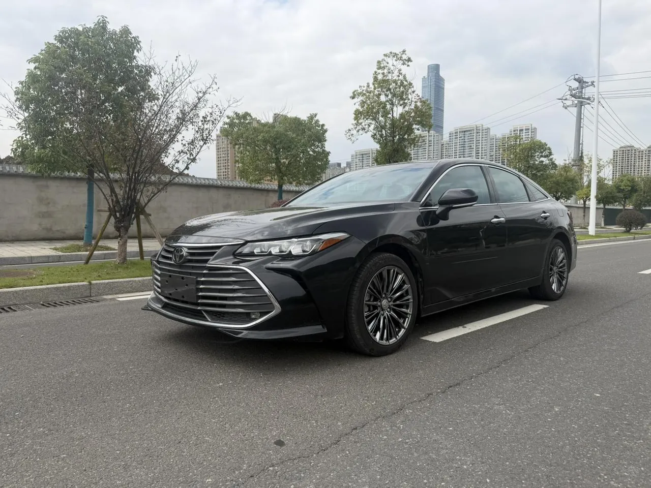 2022 Toyota Avalon 2.0L Luxury