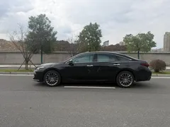 2022 Toyota Avalon 2.0L Luxury, чёрный — фото 4