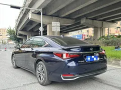 2022 Lexus ES 200 Excellence, синий — фото 4