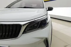 2021 Geely Vision X3 1.5L CVT Premium, белый — фото 2