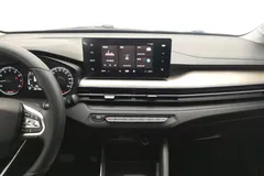 2021 Geely Vision X3 1.5L CVT Premium, белый — фото 15