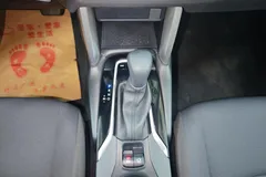 2022 Toyota Corolla Cross 2.0L Pioneer, белый — фото 16