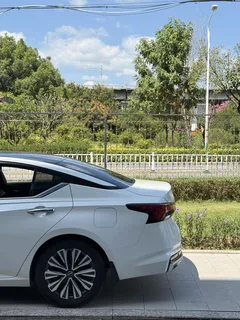 2022 Nissan Teana 2.0L XL-Upr Premium, белый — фото 3