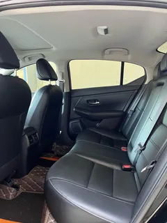 2022 Nissan Sylphy 1.6L XL CVT Enjoy, чёрный — фото 6