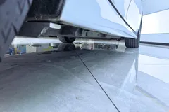 2021 Toyota Camry 2.5G Luxury, белый — фото 7