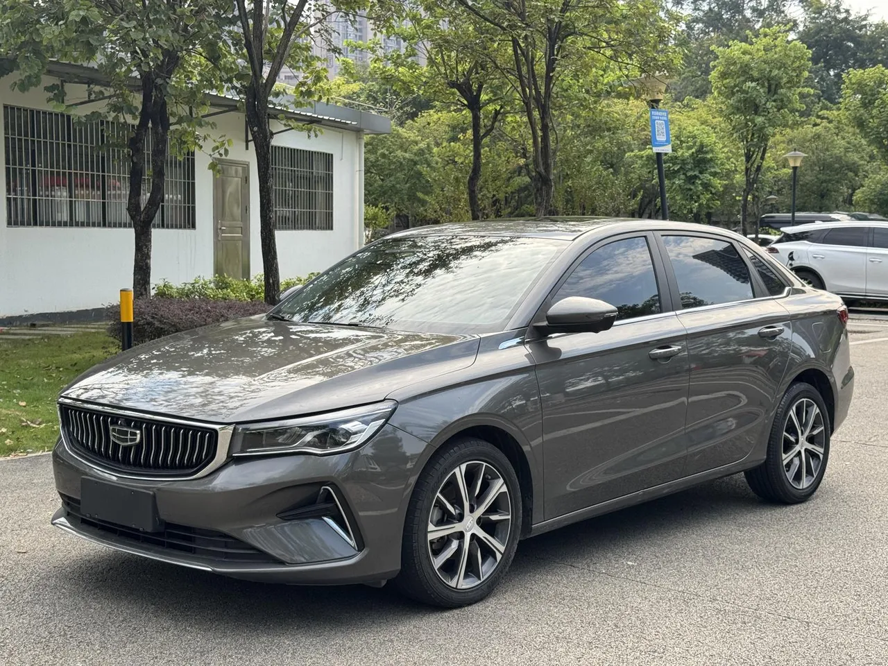 2022 Geely Emgrand 4th Gen 1.5L CVT Flagship