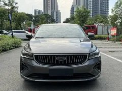 2022 Geely Emgrand 4th Gen 1.5L CVT Flagship — фото 5