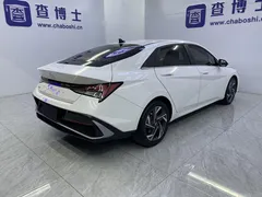 2023 Hyundai Elantra 1.5L CVT LUX Premium, белый — фото 21