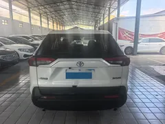 2023 Toyota RAV4 2.0L CVT 2WD, белый — фото 8