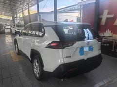 2023 Toyota RAV4 2.0L CVT 2WD, белый — фото 9