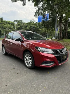2021 Nissan Tiida 1.6L CVT, красный — фото 2