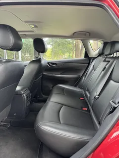 2021 Nissan Tiida 1.6L CVT, красный — фото 5