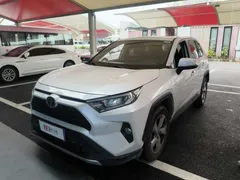 2022 Toyota RAV4 2.0L CVT 2WD Fashion, белый — фото 1