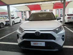 2022 Toyota RAV4 2.0L CVT 2WD Fashion, белый — фото 2