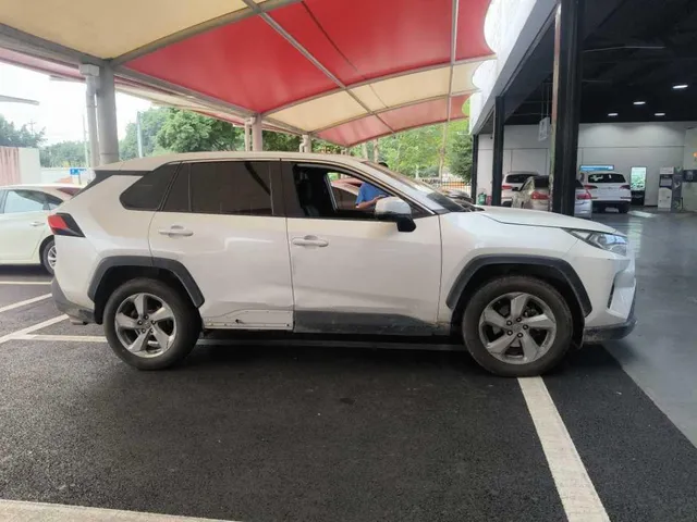 2022 Toyota RAV4 2.0L CVT 2WD Fashion