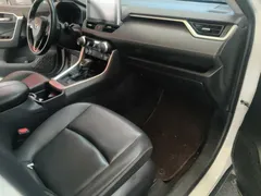 2022 Toyota RAV4 2.0L CVT 2WD Fashion, белый — фото 5