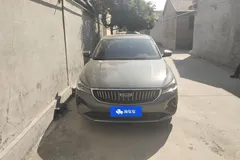 2023 Geely Emgrand 4th Gen 1.5L CVT Premium Champion — фото 2