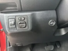 2022 Toyota Yaris L Zhixuan 1.5L CVT Leading Plus, красный — фото 3