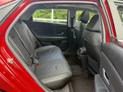 2022 Hyundai Elantra 1.5L CVT LUX Premium, красный — фото 7