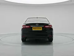 2021 Toyota Camry 2.5G Luxury, чёрный — фото 6