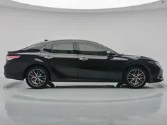 2021 Toyota Camry 2.5G Luxury, чёрный — фото 8