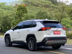 2023 Toyota RAV4 2.0L CVT 2WD Fashion Plus, белый — фото 9